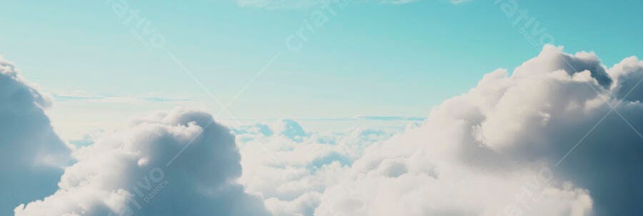 Nuvens brancas fofas no céu azul vasto vista aérea