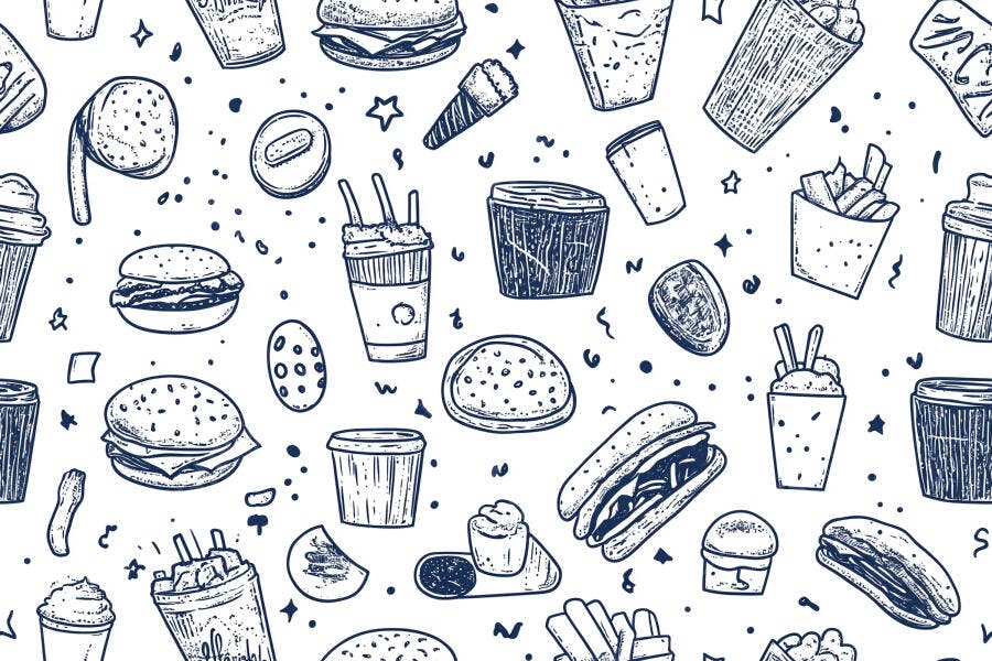Padrão de fast food desenhado à mão com hambúrgueres batatas fritas e milkshakes