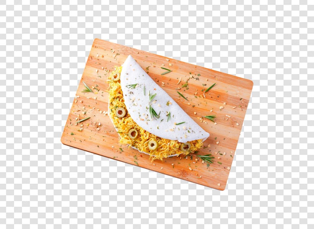 Prato Tapioca de Frango com Azeitonas e Ervas PNG com fundo transparente
