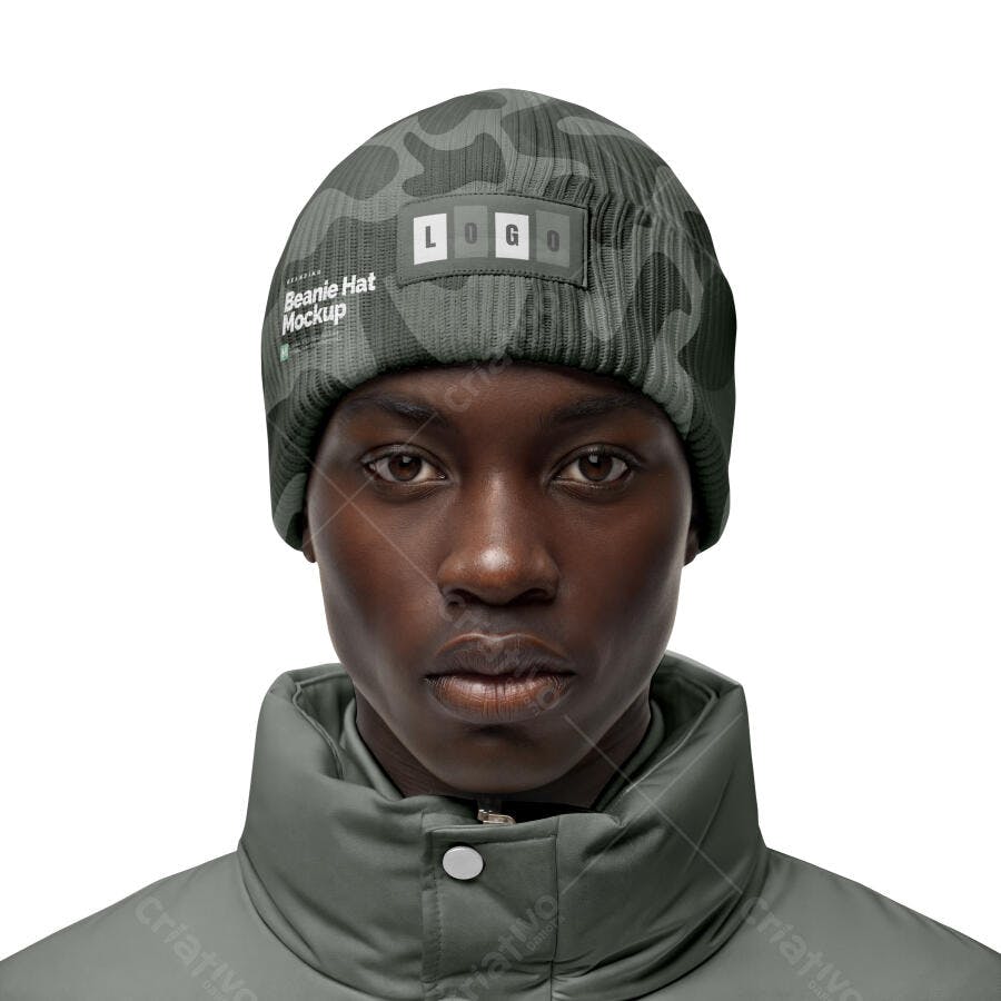 Mockup Gorro Camuflado Masculino Frontal Editável