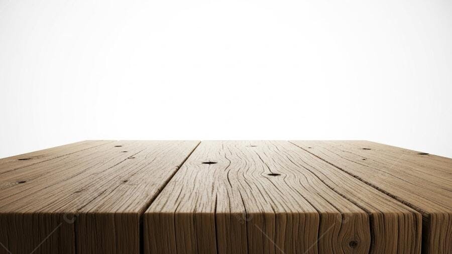 Foto Mesa de Madeira Rústica Vazia Fundo Branco Estúdio