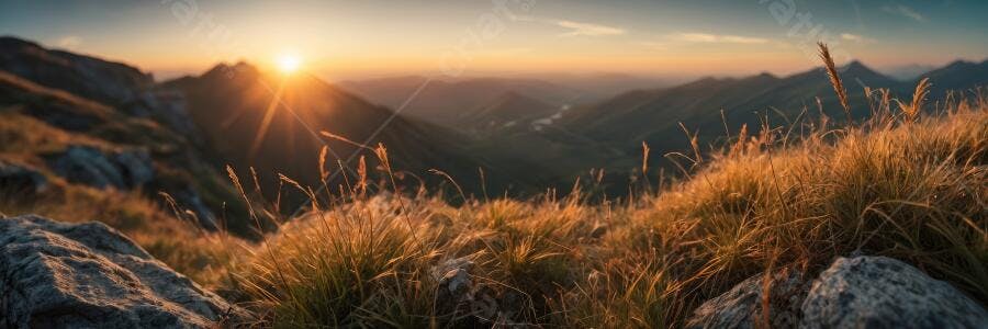 Foto Montanhas Grama Dourada Pôr do Sol Paisagem Natural