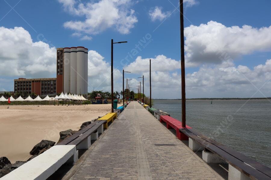 Foto Cais de Pescadores Praia Urbana Edifício Histórico Céu Azul