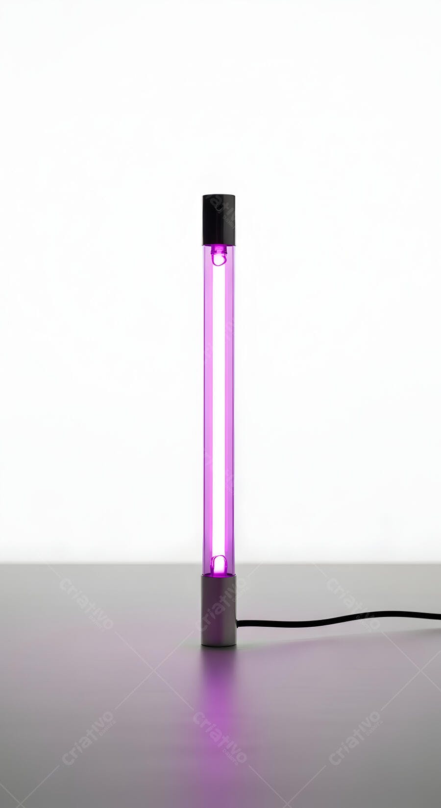 Foto Lâmpada Neon UV Roxa Iluminação Moderna Estúdio