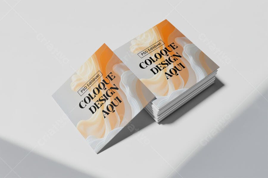 Mockup Cartão Quadrado Empilhado Fundo Branco Editável