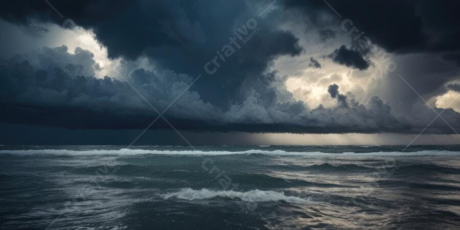Foto Mar Agitado Céu Tempestuoso Nuvens Escuras