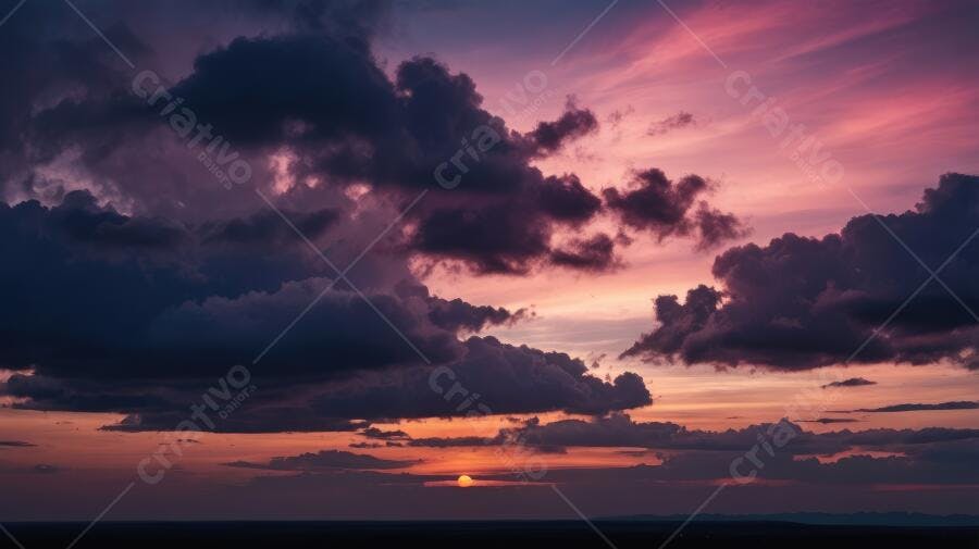 Foto Pôr do Sol Céu Laranja e Roxo Nuvens Escuras