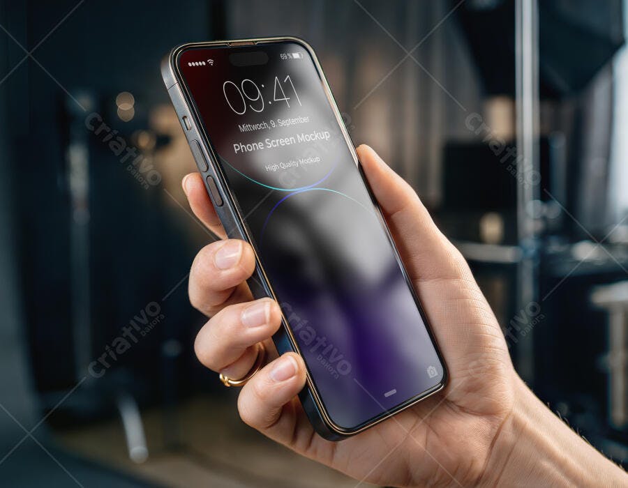 Mockup iPhone Mãos Segurando Tela Celular Editável