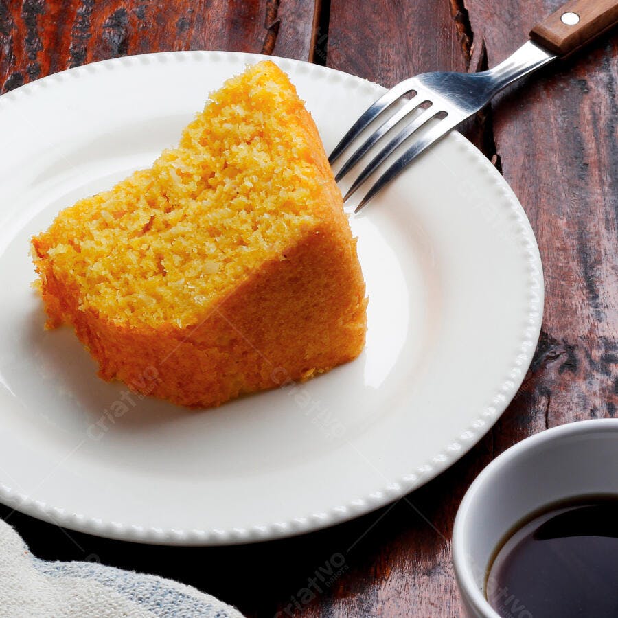 Foto Bolo de Fubá Fatia Café da Manhã Mesa Madeira