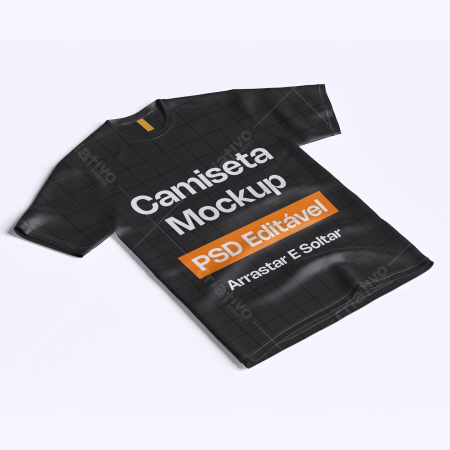 Mockup Camiseta Preta Dobrada Vista Superior Fundo Branco Editável