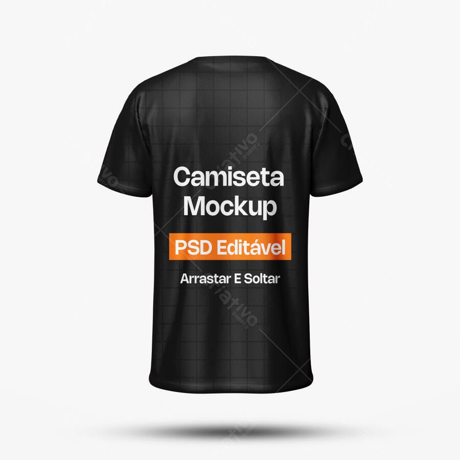 Mockup Camiseta Preta Verso Fundo Branco Editável