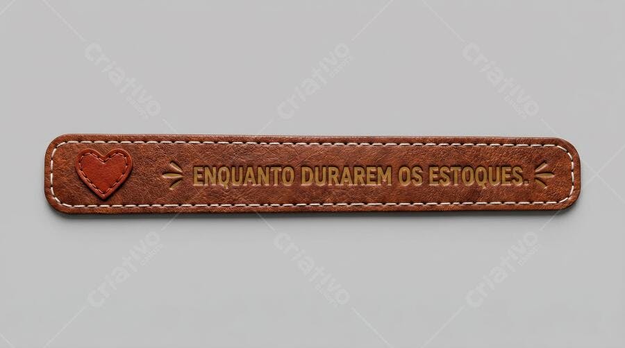 Foto Tag Couro Marrom Coração Frase Estoque Limitado