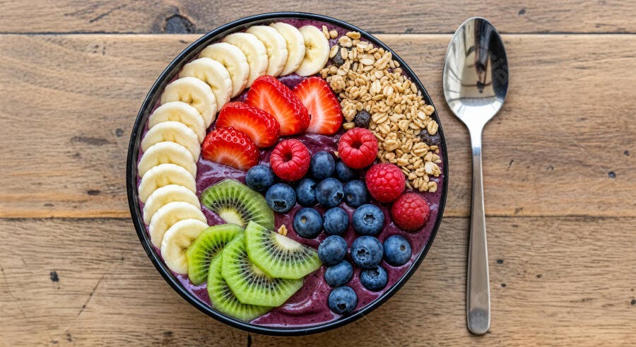 Foto Tigela de Açaí com Frutas Granola Mesa de Madeira