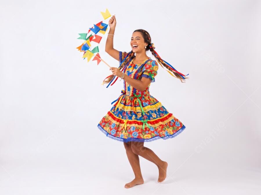 Foto Mulher Jovem Dançando Festa Junina Bandeirinhas Coloridas
