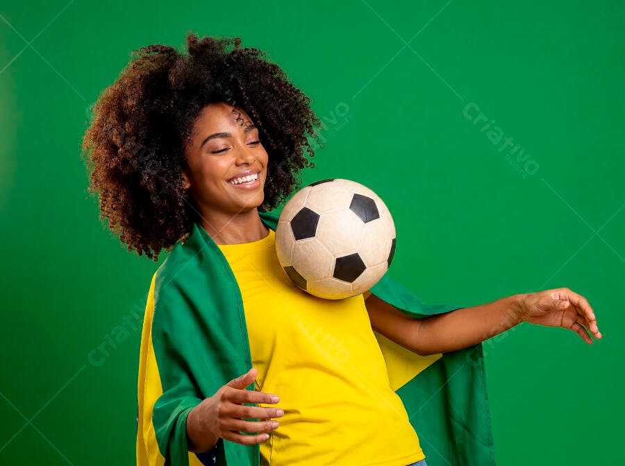 Foto Mulher Negra Torcedora Brasil Futebol Copa do Mundo
