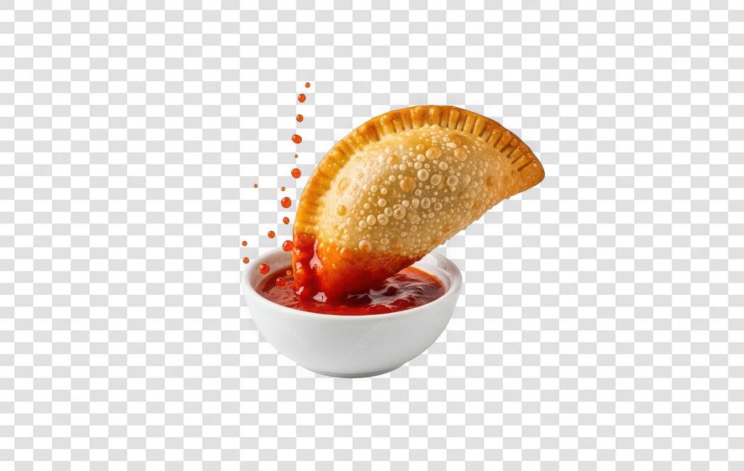 Foto Recortada Pastel Frito Mergulhando Molho Vermelho PNG Fundo Transparente