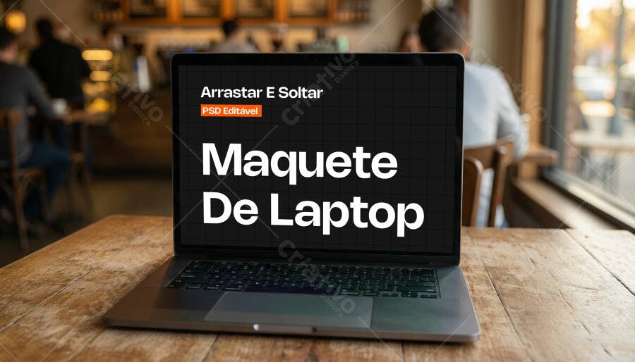 Mockup Notebook Tela Frontal Mesa Madeira Editável