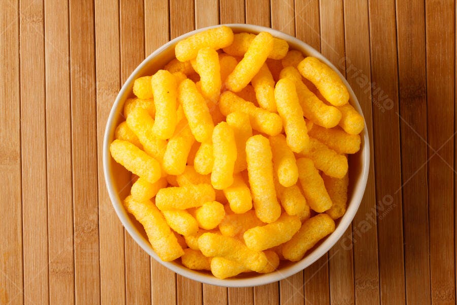 Foto Salgadinho de Milho Cheetos Tigela Fundo Madeira