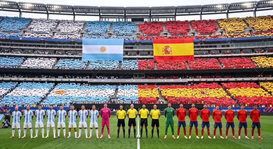Foto Seleções Futebol Argentina Espanha Hinos Nacionais Estádio