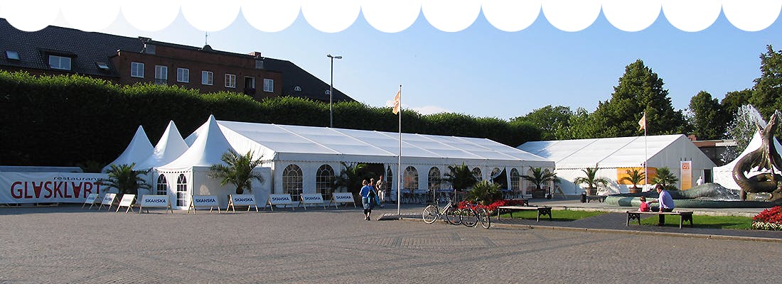 Detta partytält kan du hyra av Rent a Tent Kalmar Detta partytält kan du hyra av Rent a Tent Kalmar