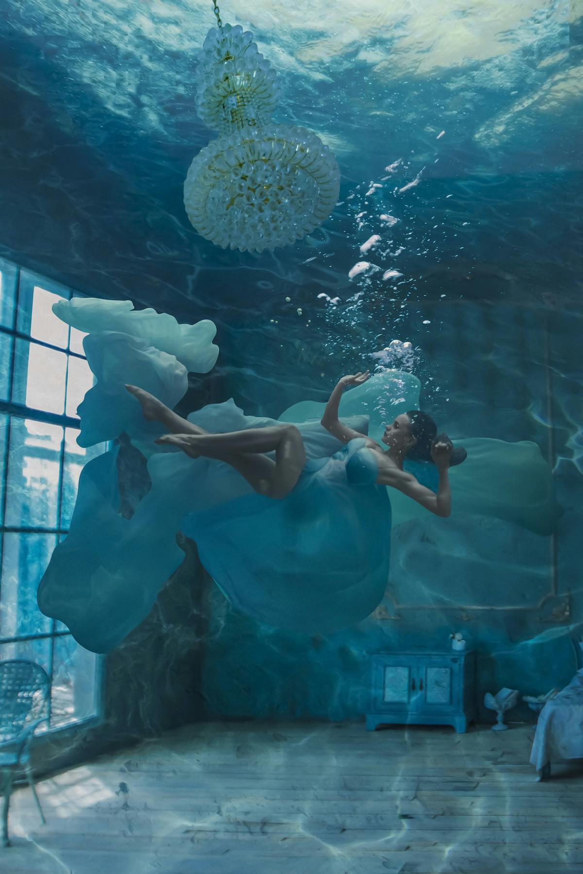 Underwater Flowy Dress Photography - estrelaspessoais