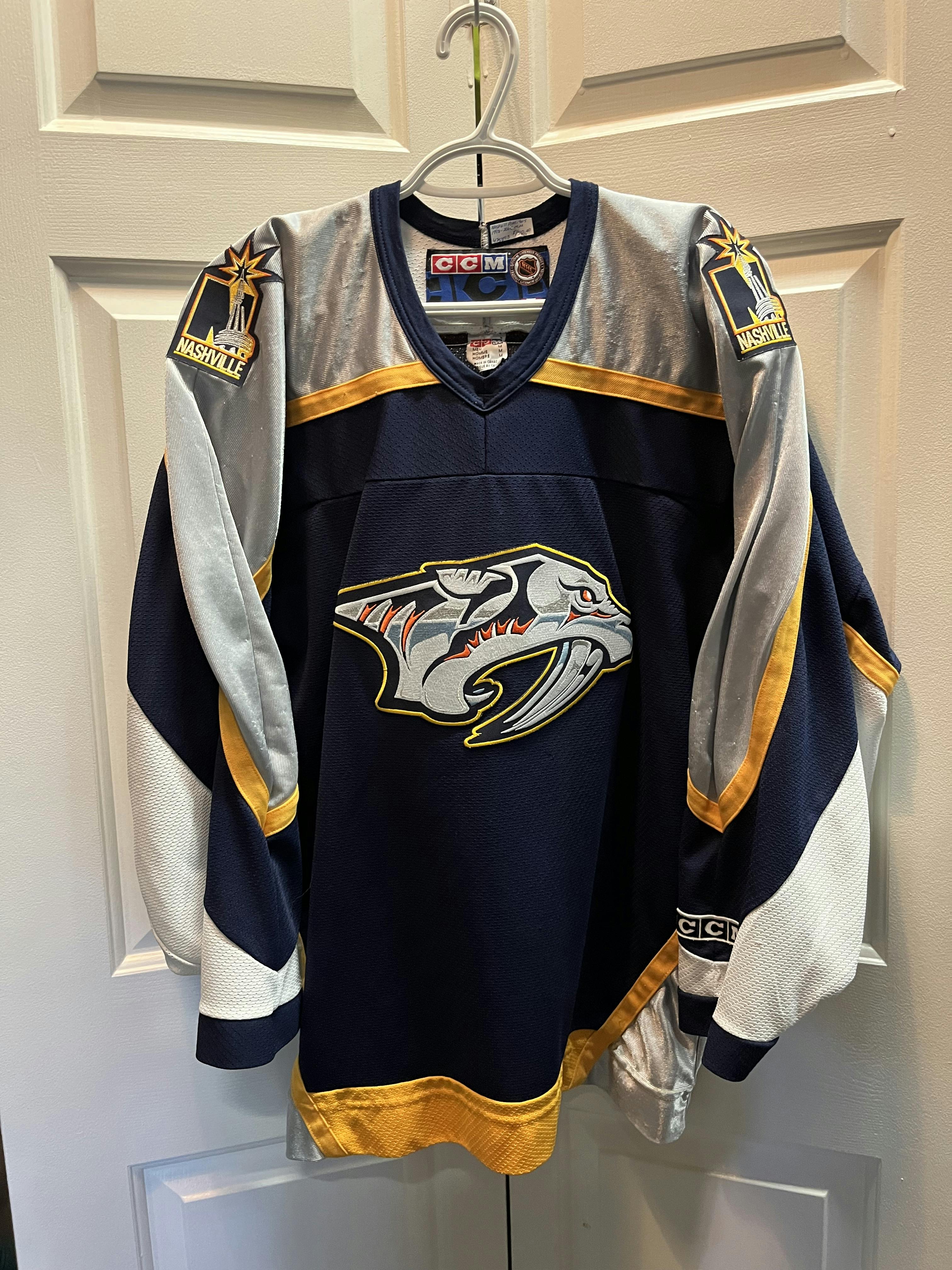 Outlet VTG Nashville Predators Dunham Jersey NHL Center Ice CCM Sz L Stitched