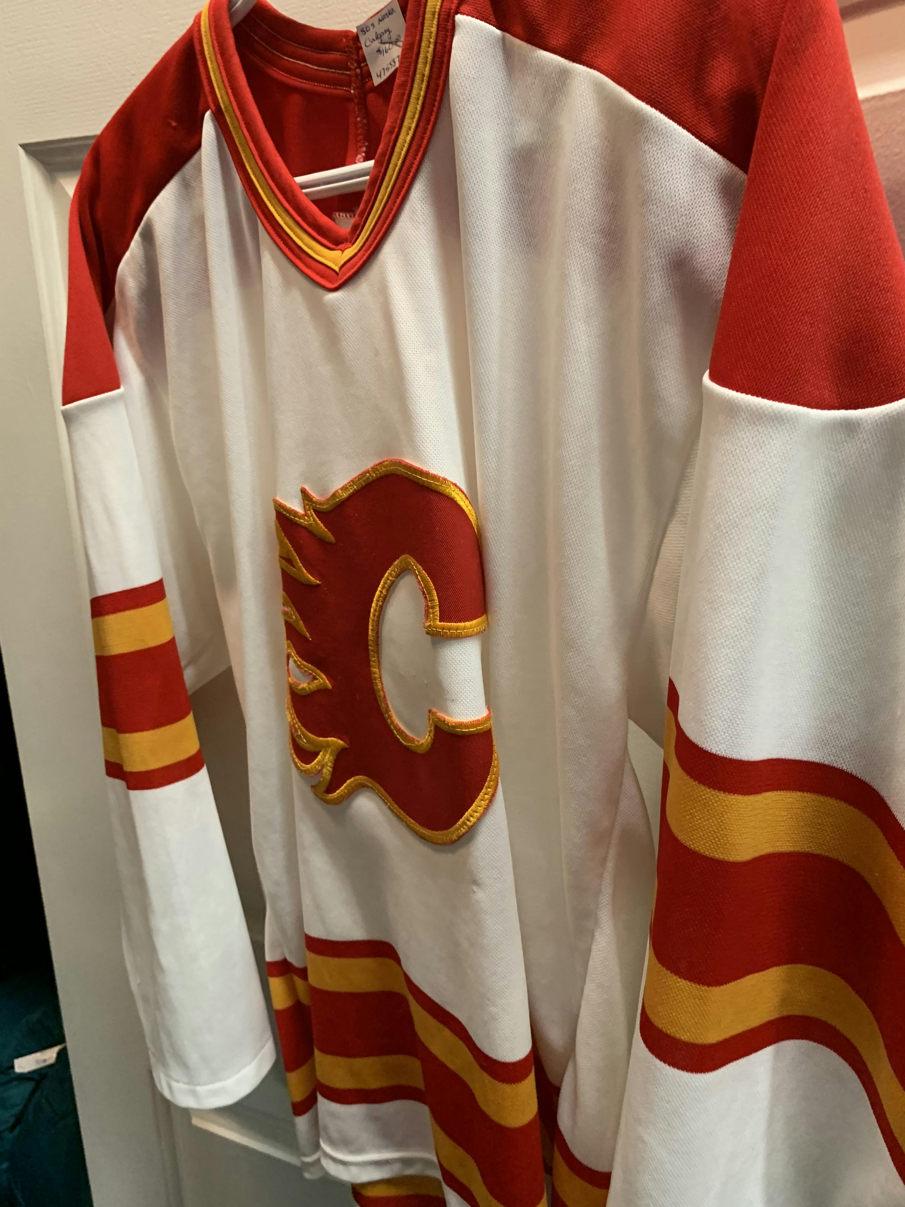 Calgary Flames Vintage CCM Jersey - L
